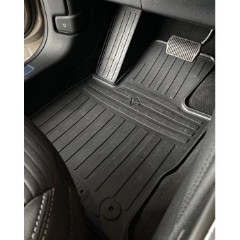 Коврики в салон для Ford Kuga '19-, резиновые черные  (Stingray)