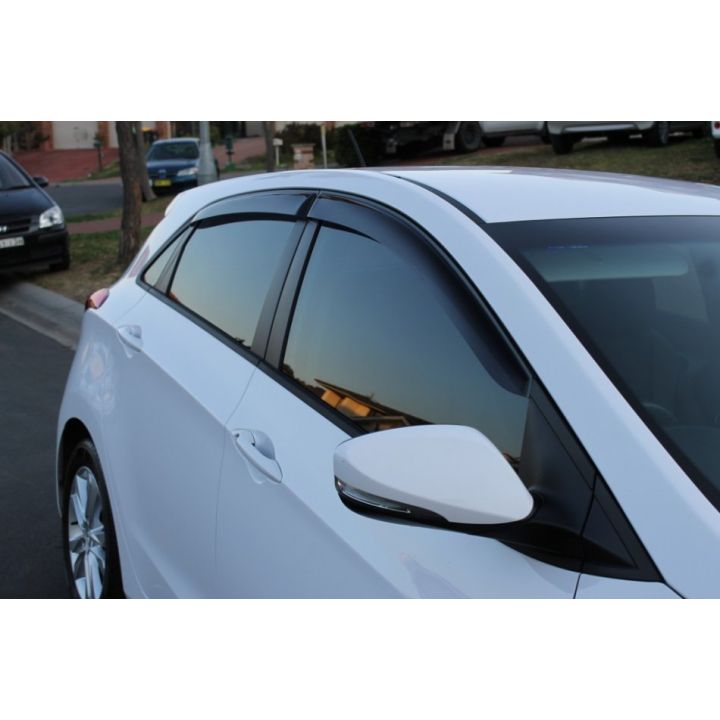 Дефлекторы окон для Hyundai i30 GD '13-16, хетчбэк (Cobra Tuning)